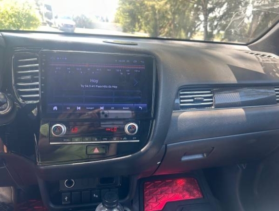2020 Mitsubishi Outlander SUV / Crossover - $13,999