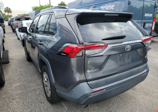 2019 toyota rav4  - $19900