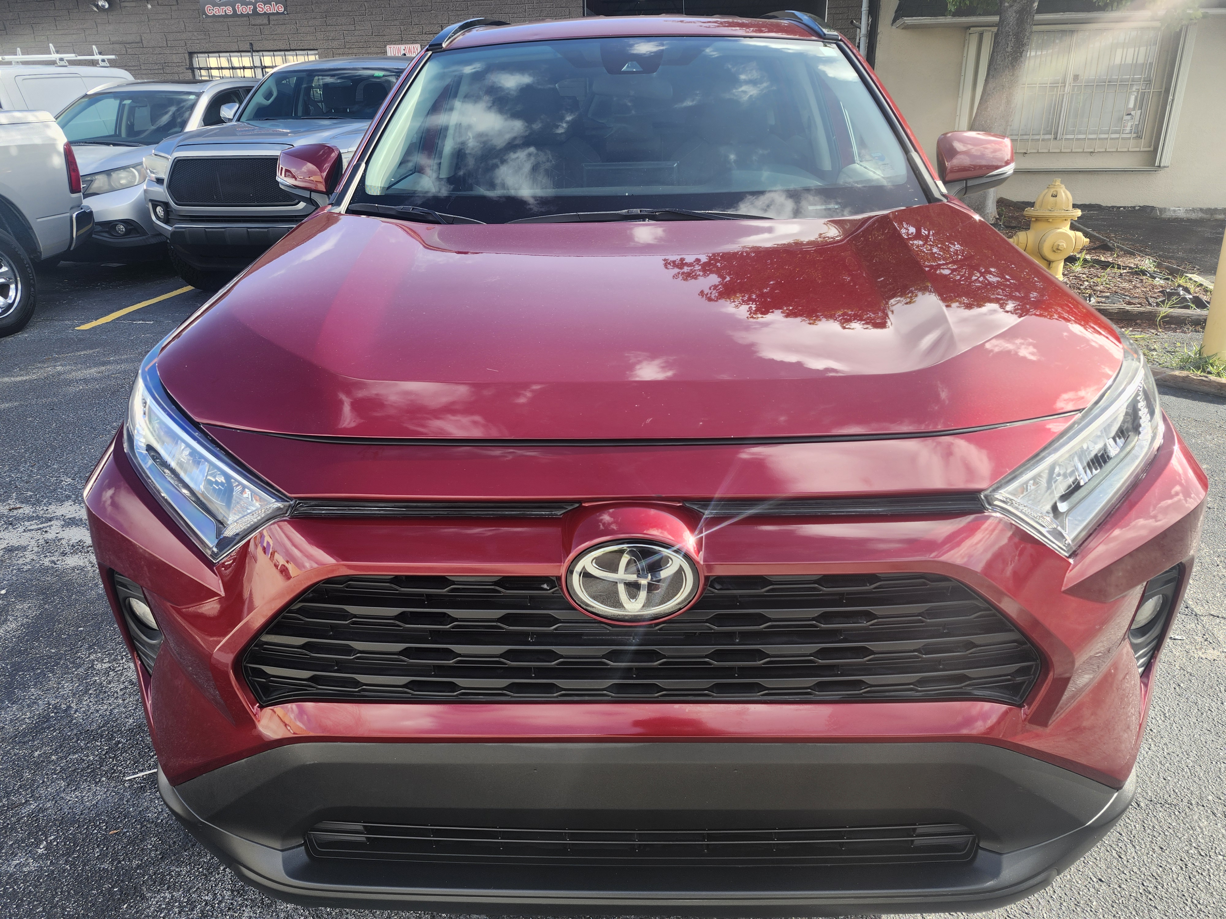 2021 toyota rav4  - $21900