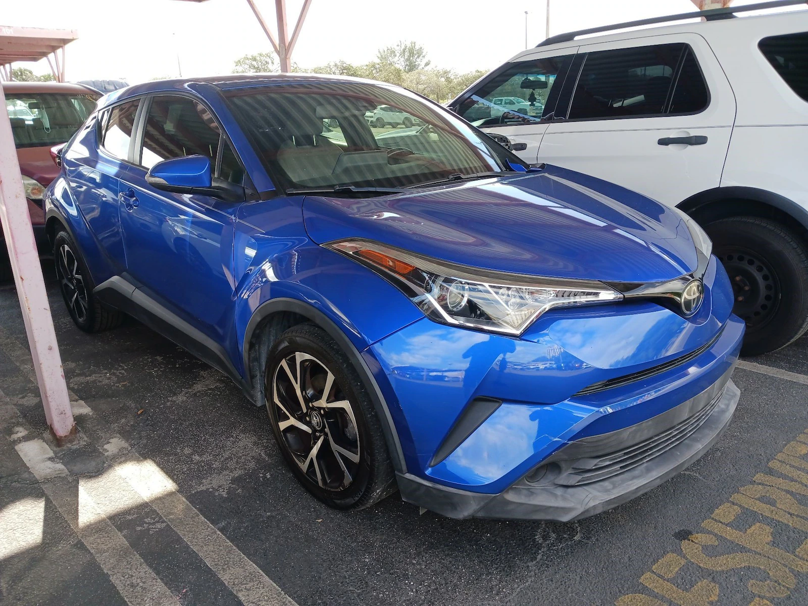 2019 toyota chr  - $15500